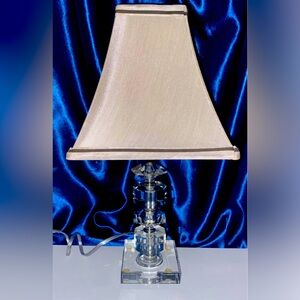 glass table lamp w/shade